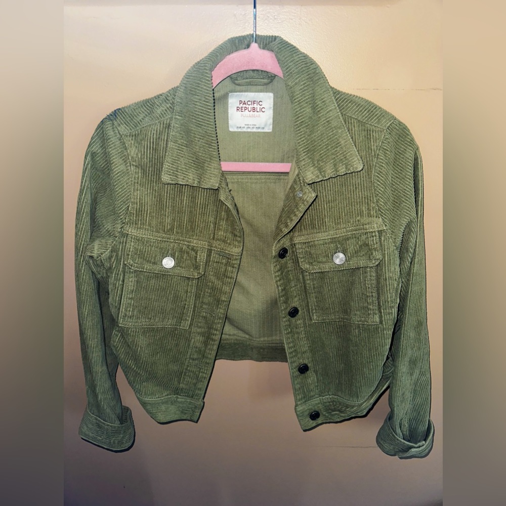 Olive Green Crop Velvet Jacket Size XSmall